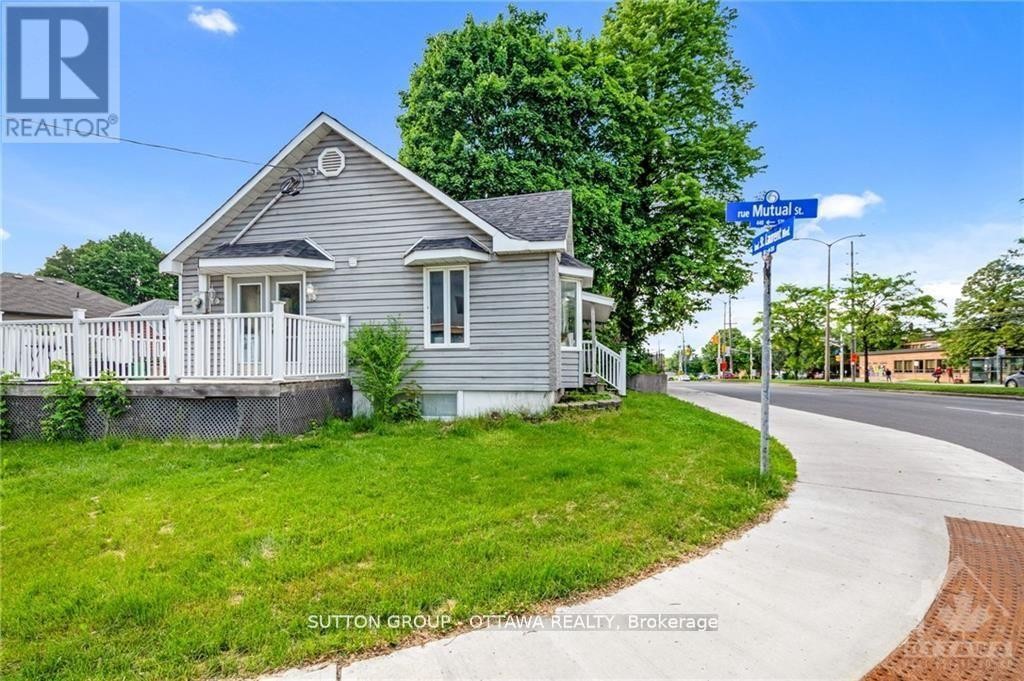 












846 ST LAURENT BOULEVARD

,
Ottawa,




Ontario
K1K3A9

