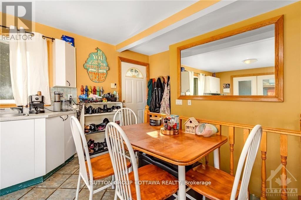 












846 ST LAURENT BOULEVARD

,
Ottawa,




Ontario
K1K3A9

