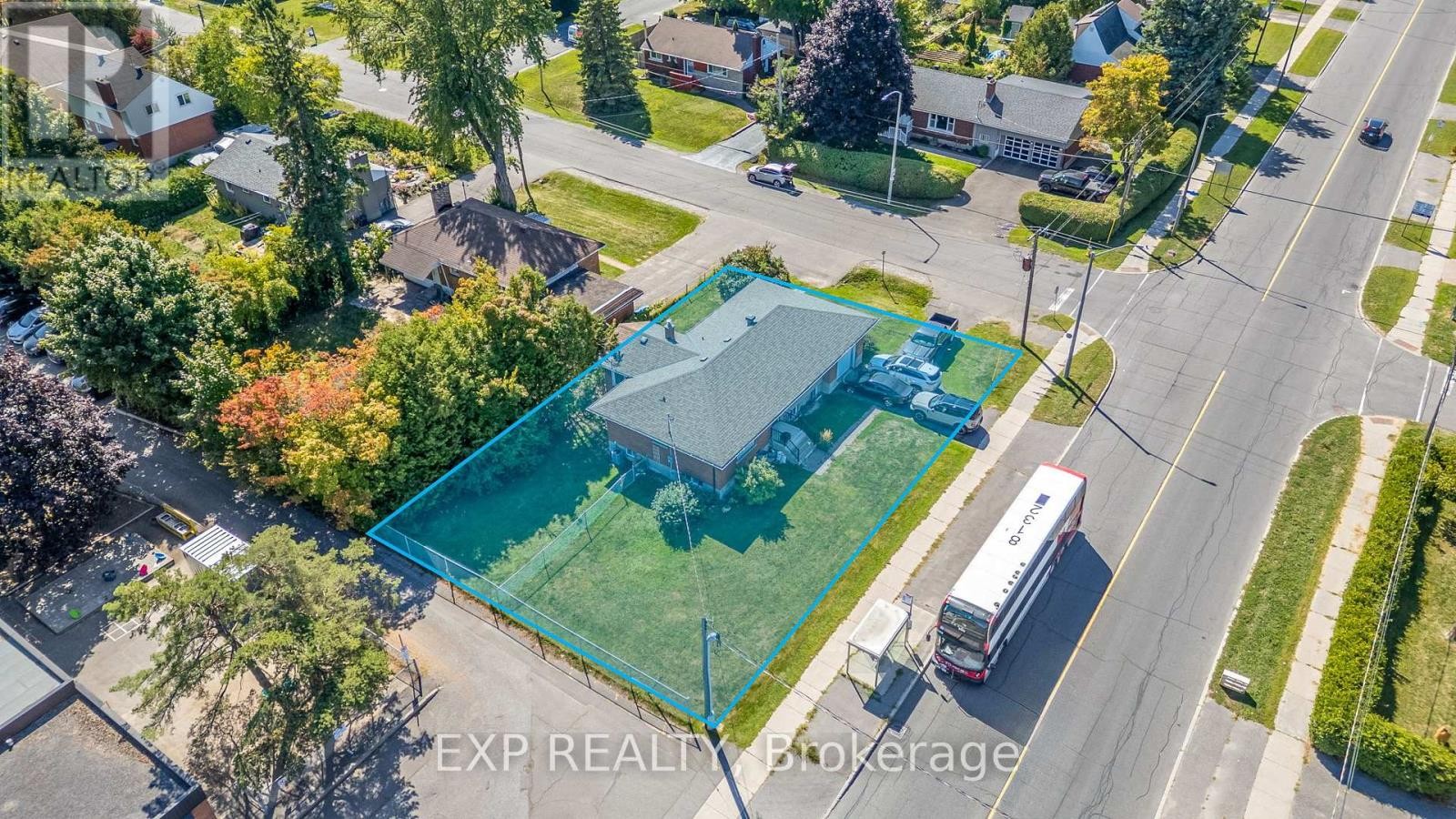 












150 MEADOWLANDS DRIVE W

,
Ottawa,




Ontario
K2G2S5

