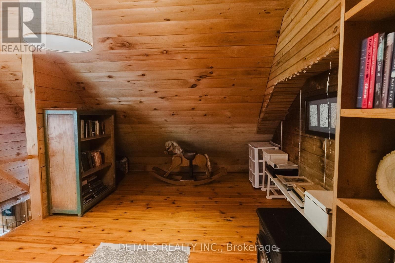 












1502 DRUMMOND CON 10A ROAD W

,
Drummond/North Elmsley,




Ontario
K0G1K0

