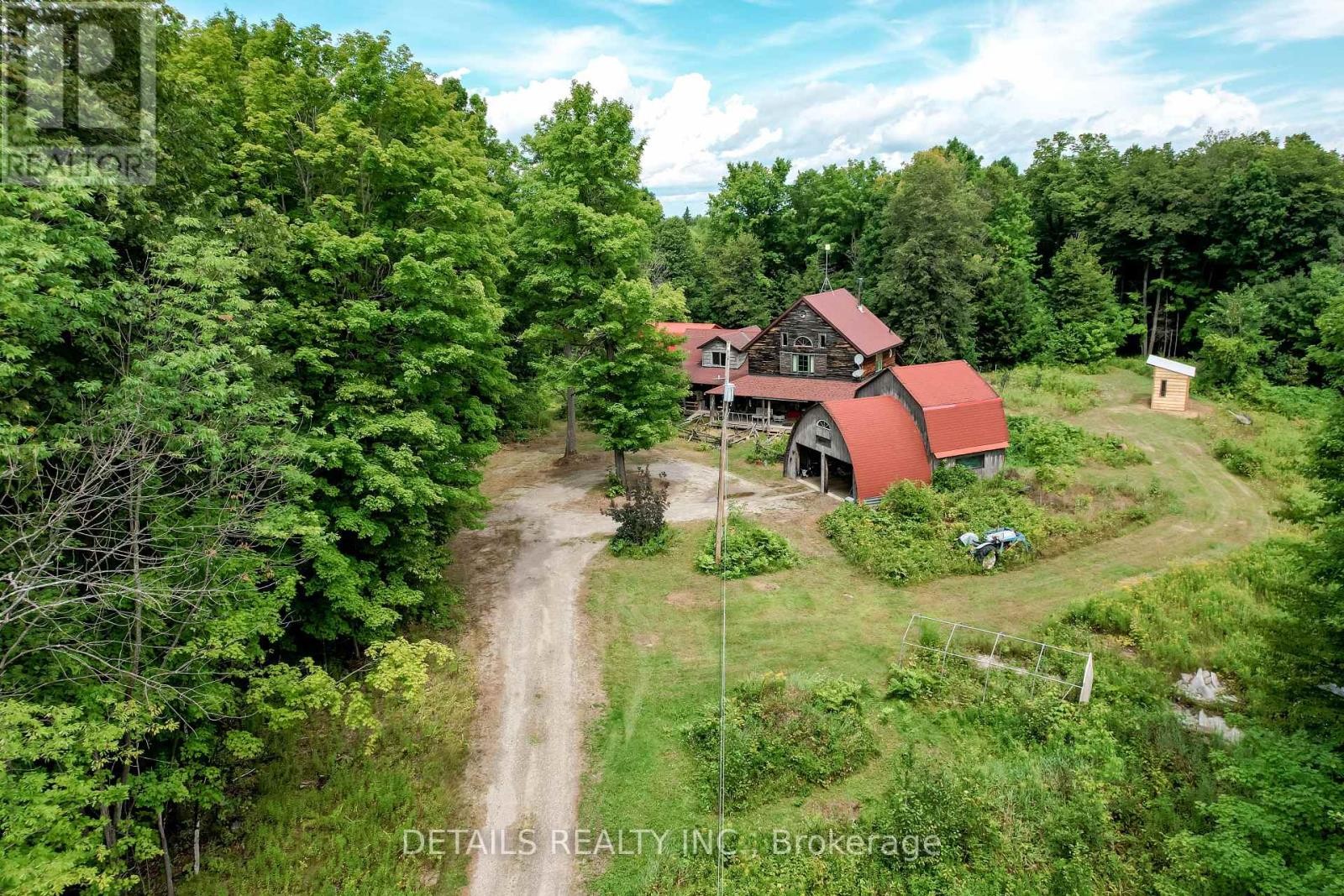 












1502 DRUMMOND CON 10A ROAD W

,
Drummond/North Elmsley,




Ontario
K0G1K0

