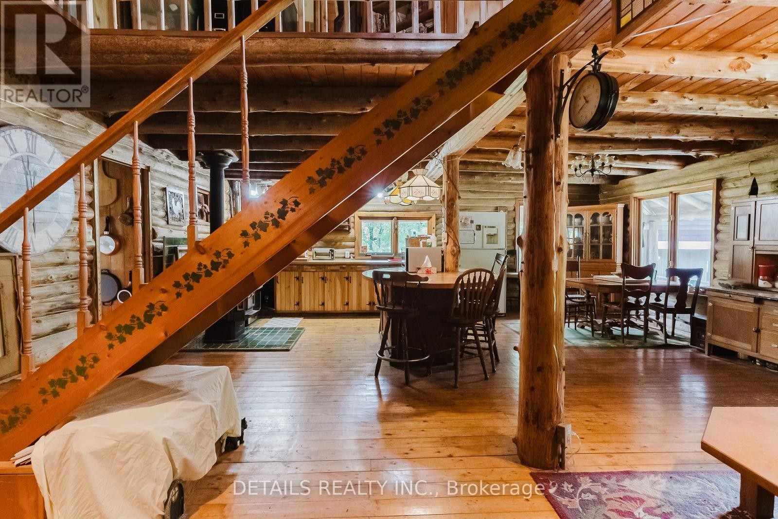 












1502 DRUMMOND CON 10A ROAD W

,
Drummond/North Elmsley,




Ontario
K0G1K0

