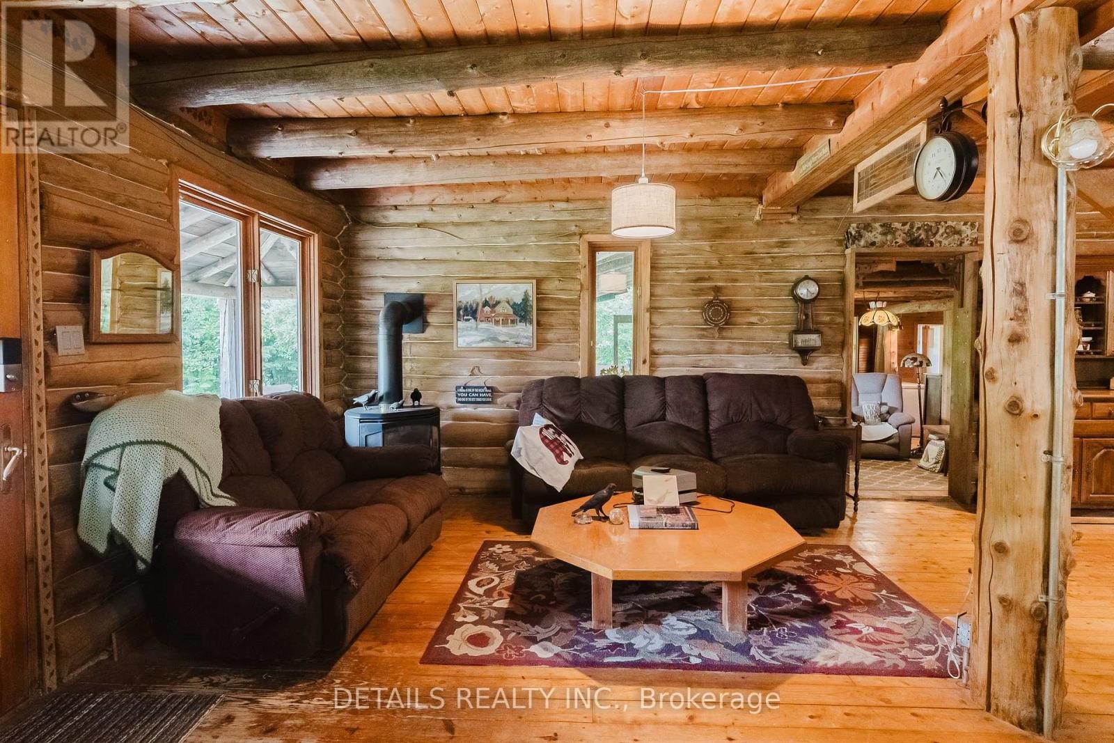 












1502 DRUMMOND CON 10A ROAD W

,
Drummond/North Elmsley,




Ontario
K0G1K0

