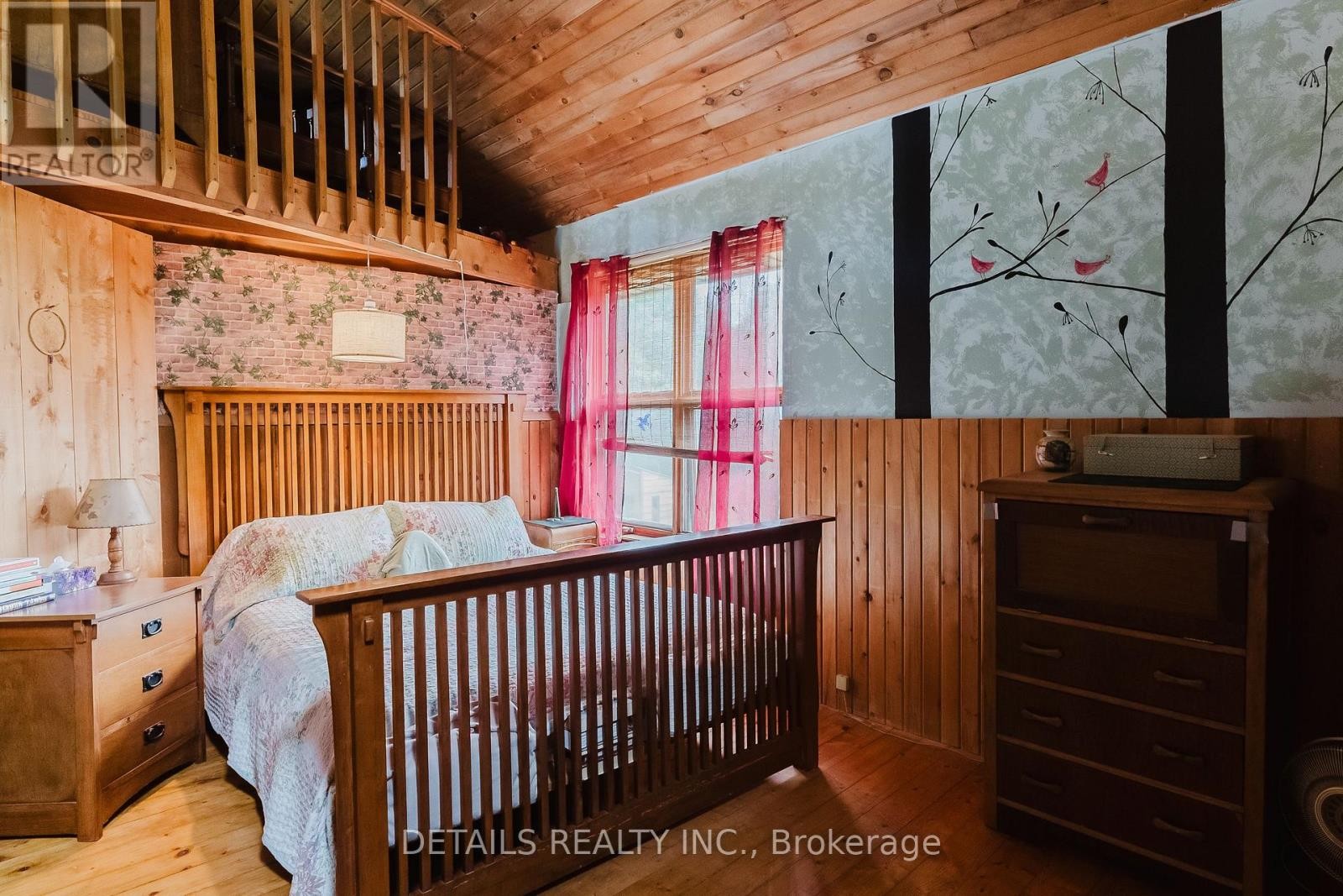 












1502 DRUMMOND CON 10A ROAD W

,
Drummond/North Elmsley,




Ontario
K0G1K0

