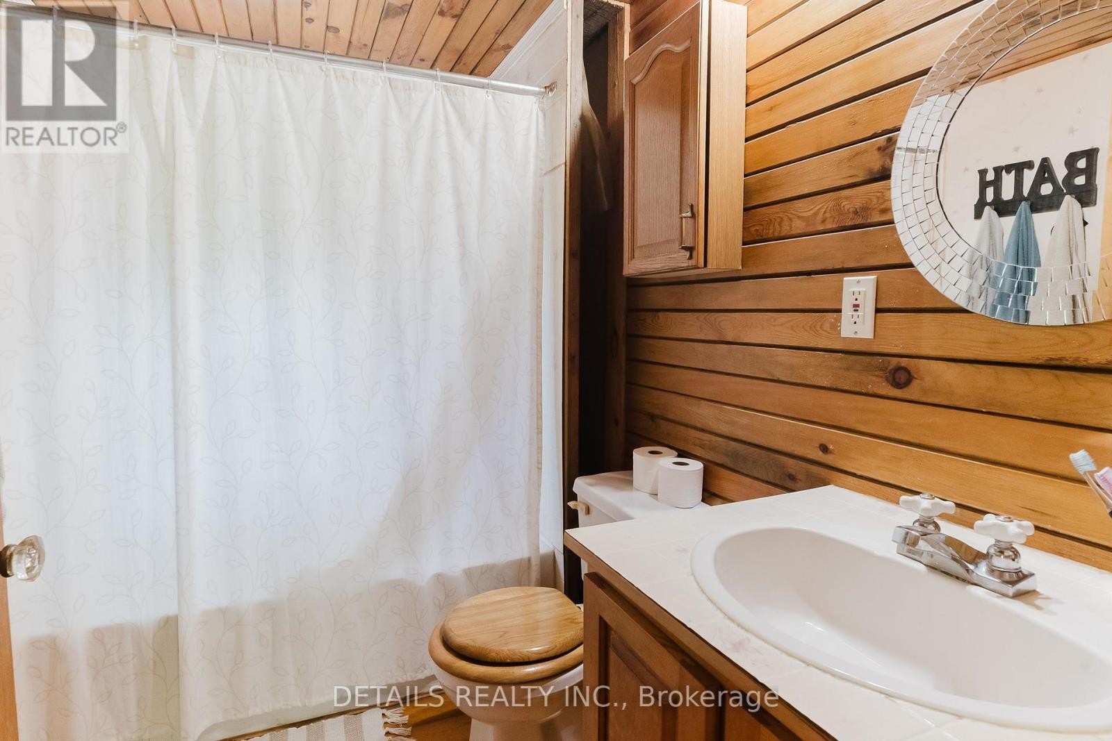 












1502 DRUMMOND CON 10A ROAD W

,
Drummond/North Elmsley,




Ontario
K0G1K0

