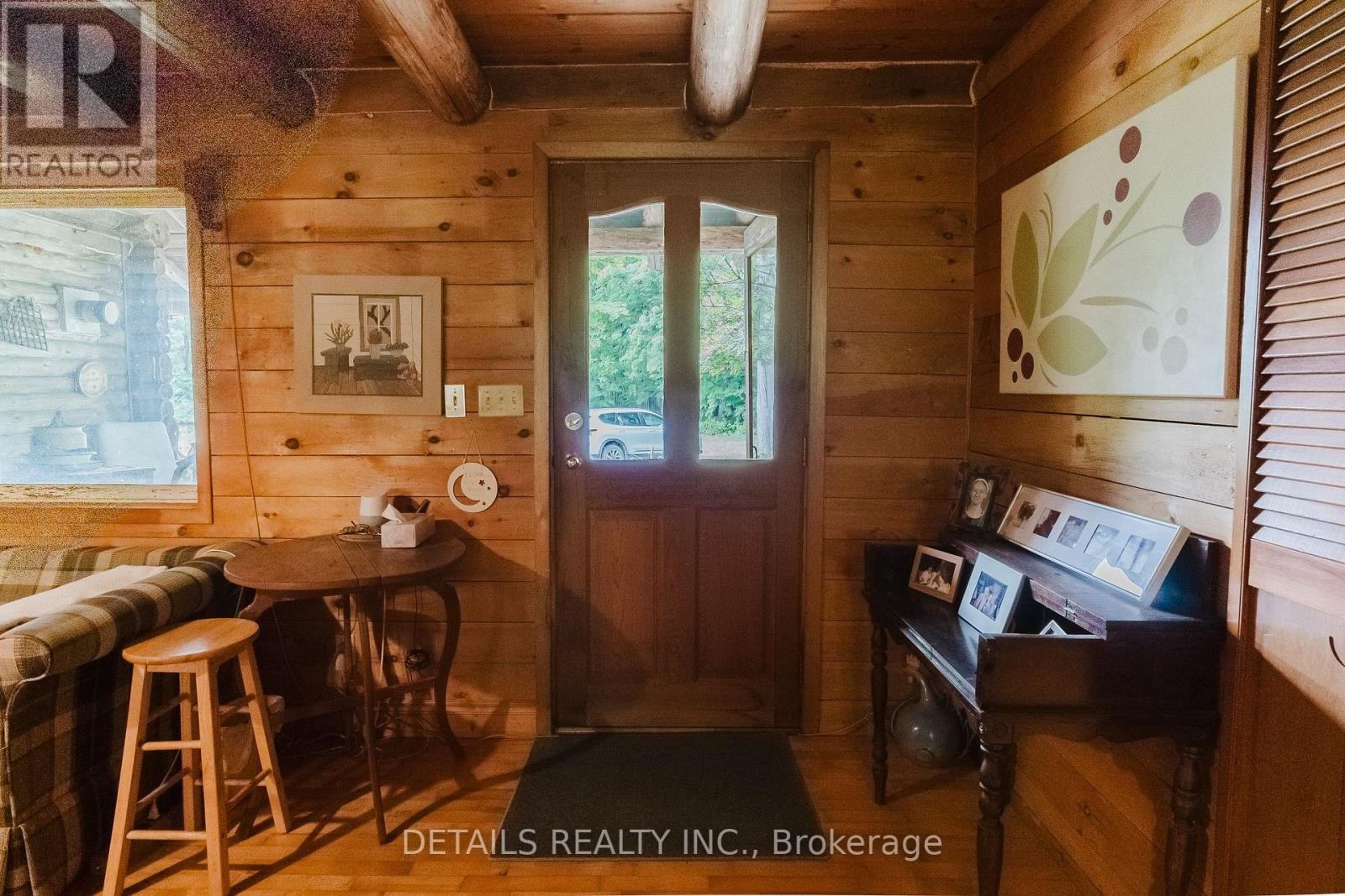 












1502 DRUMMOND CON 10A ROAD W

,
Drummond/North Elmsley,




Ontario
K0G1K0

