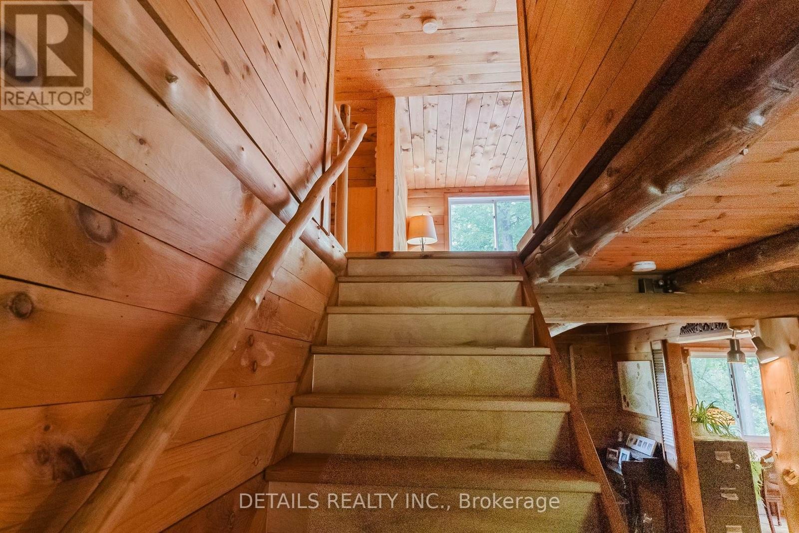 












1502 DRUMMOND CON 10A ROAD W

,
Drummond/North Elmsley,




Ontario
K0G1K0

