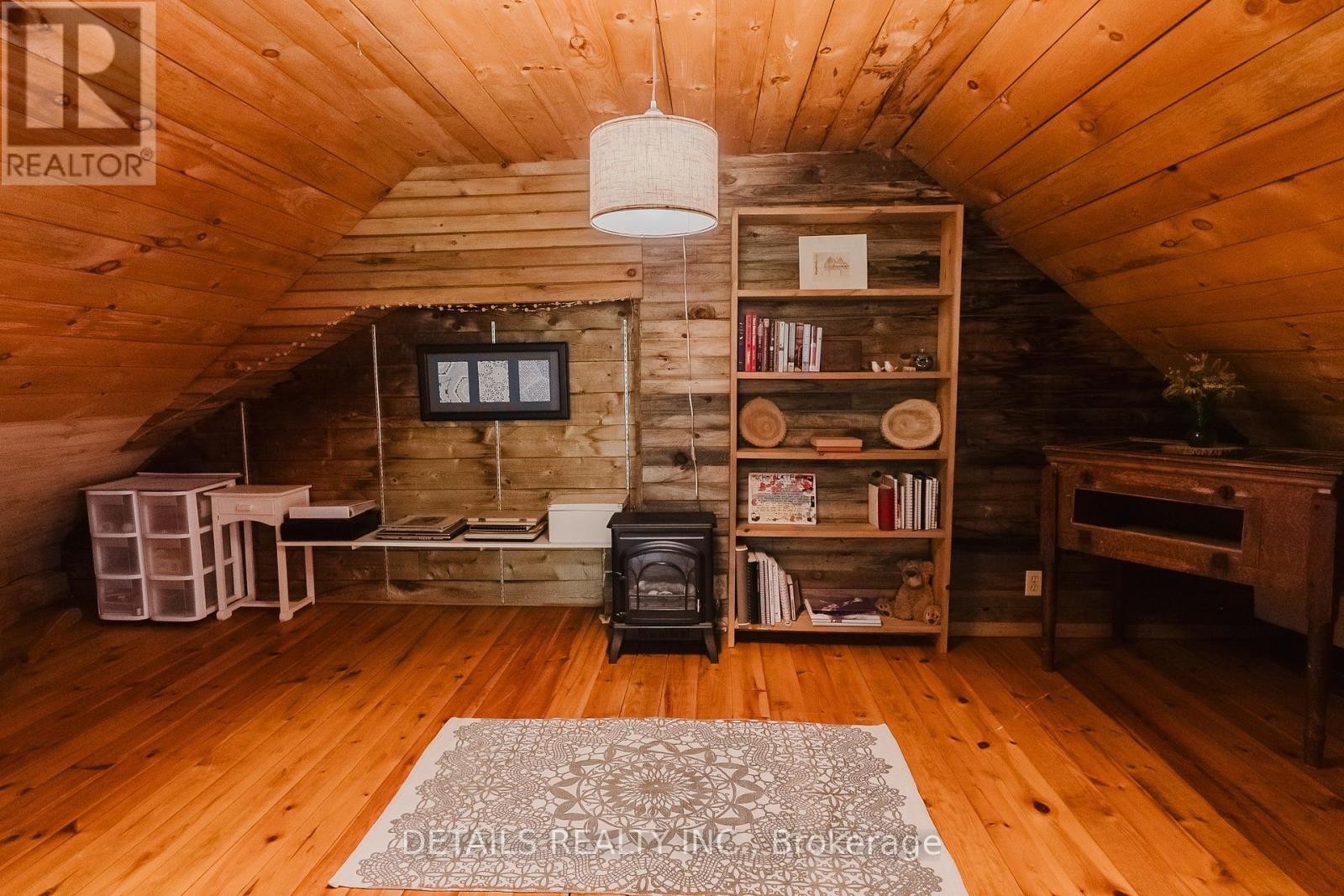 












1502 DRUMMOND CON 10A ROAD W

,
Drummond/North Elmsley,




Ontario
K0G1K0

