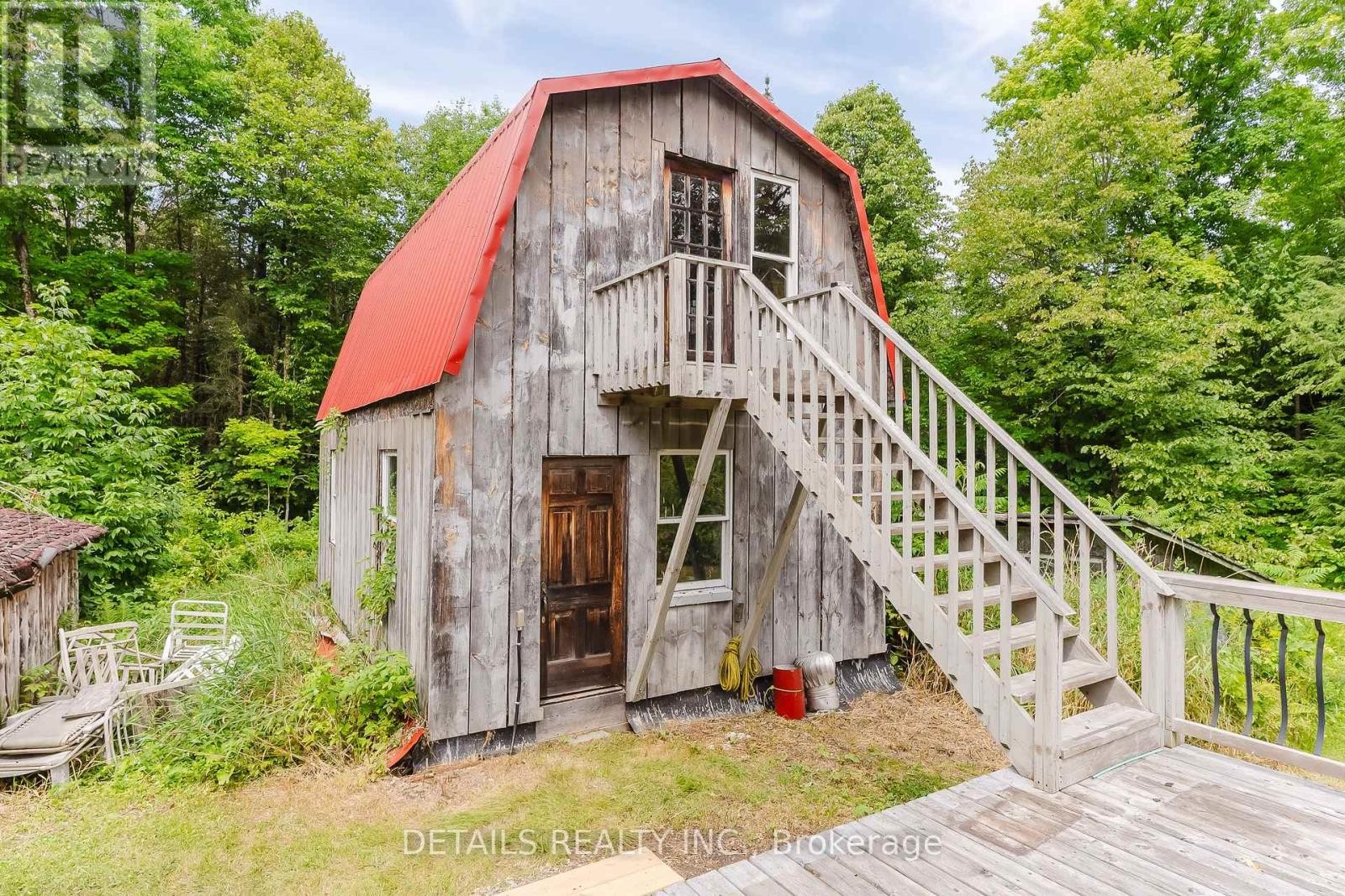 












1502 DRUMMOND CON 10A ROAD W

,
Drummond/North Elmsley,




Ontario
K0G1K0

