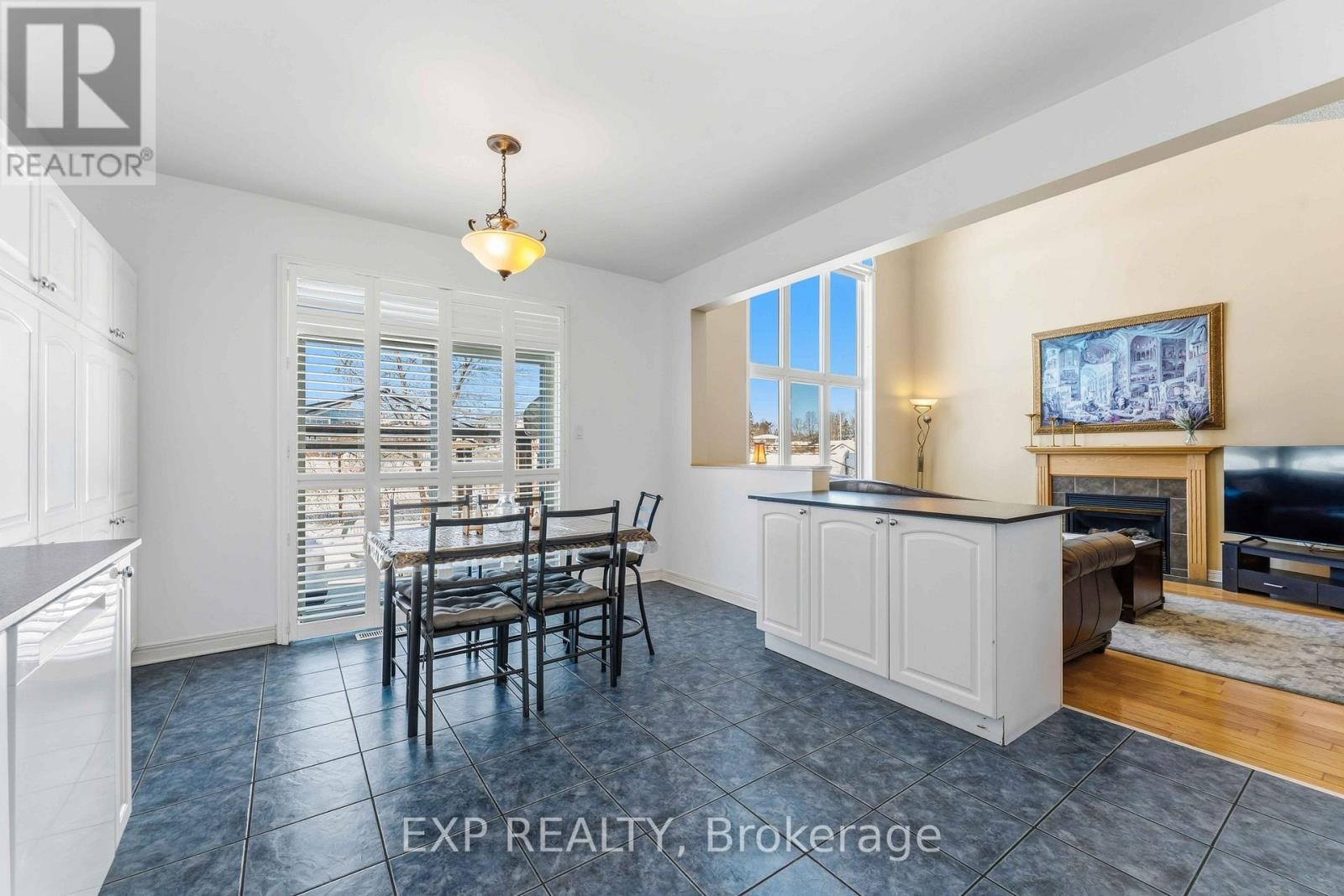 












118 FINN COURT

,
Ottawa,




Ontario
K1V2C8

