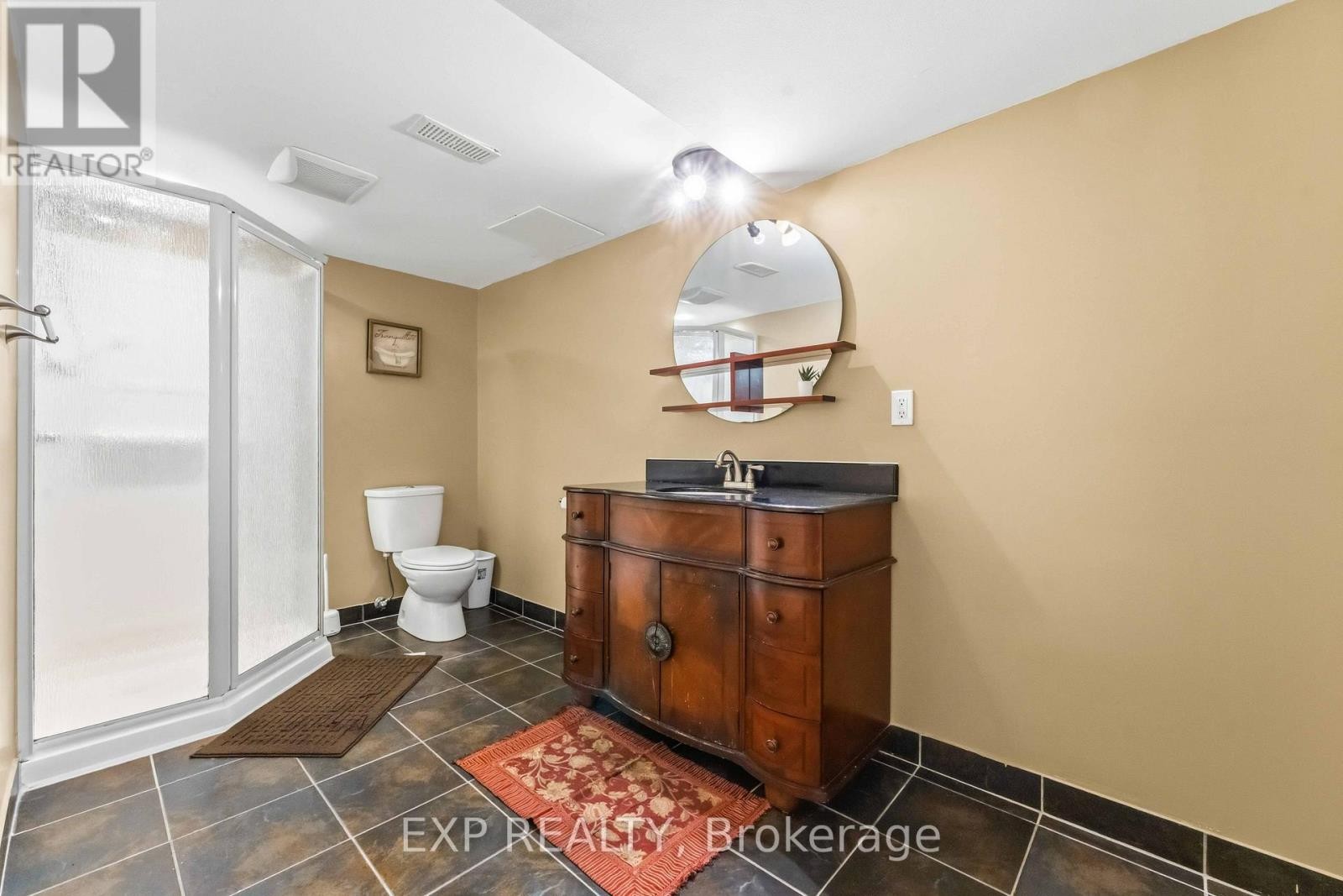 












118 FINN COURT

,
Ottawa,




Ontario
K1V2C8

