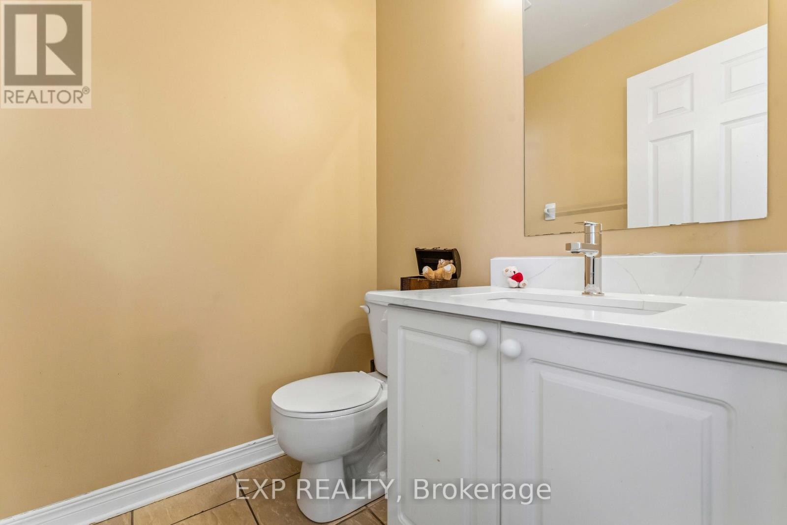 












118 FINN COURT

,
Ottawa,




Ontario
K1V2C8

