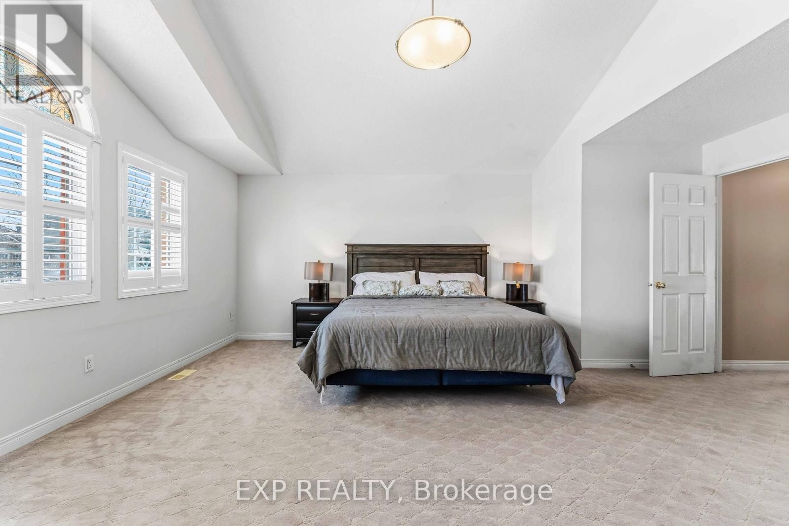 












118 FINN COURT

,
Ottawa,




Ontario
K1V2C8

