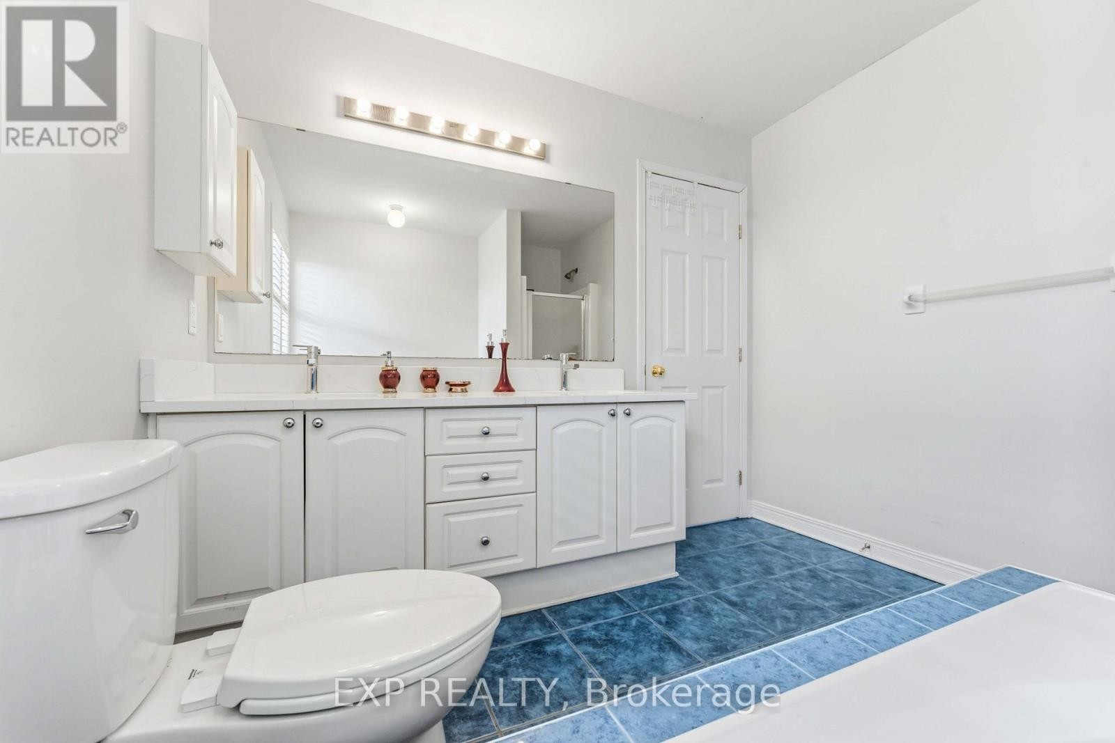 












118 FINN COURT

,
Ottawa,




Ontario
K1V2C8

