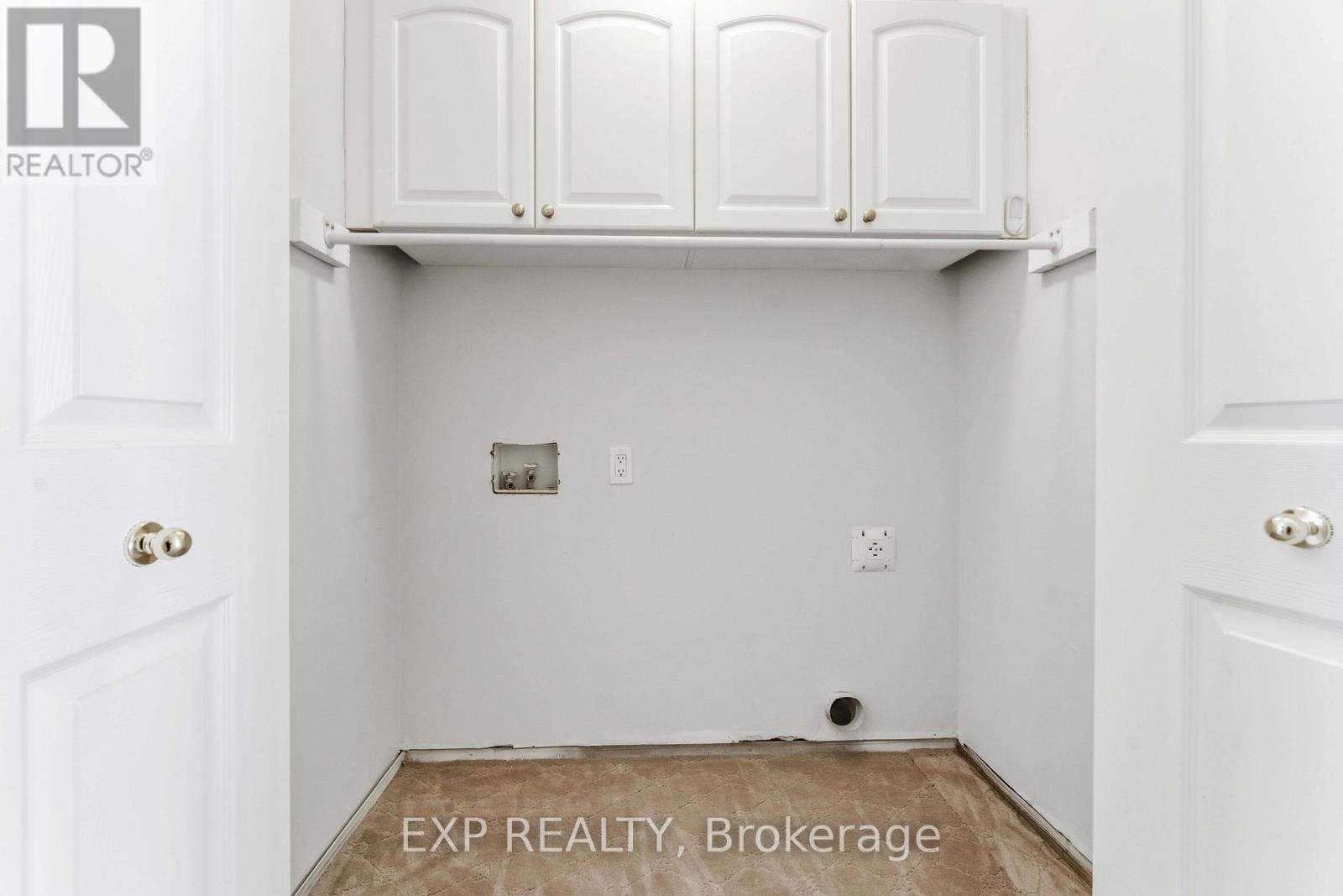 












118 FINN COURT

,
Ottawa,




Ontario
K1V2C8

