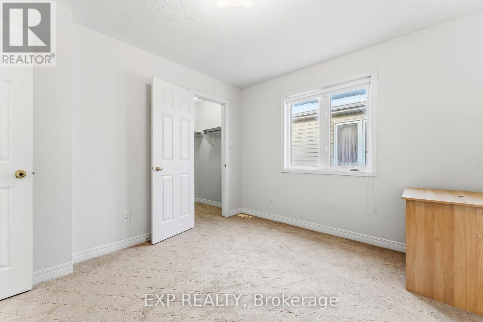 












118 FINN COURT

,
Ottawa,




Ontario
K1V2C8

