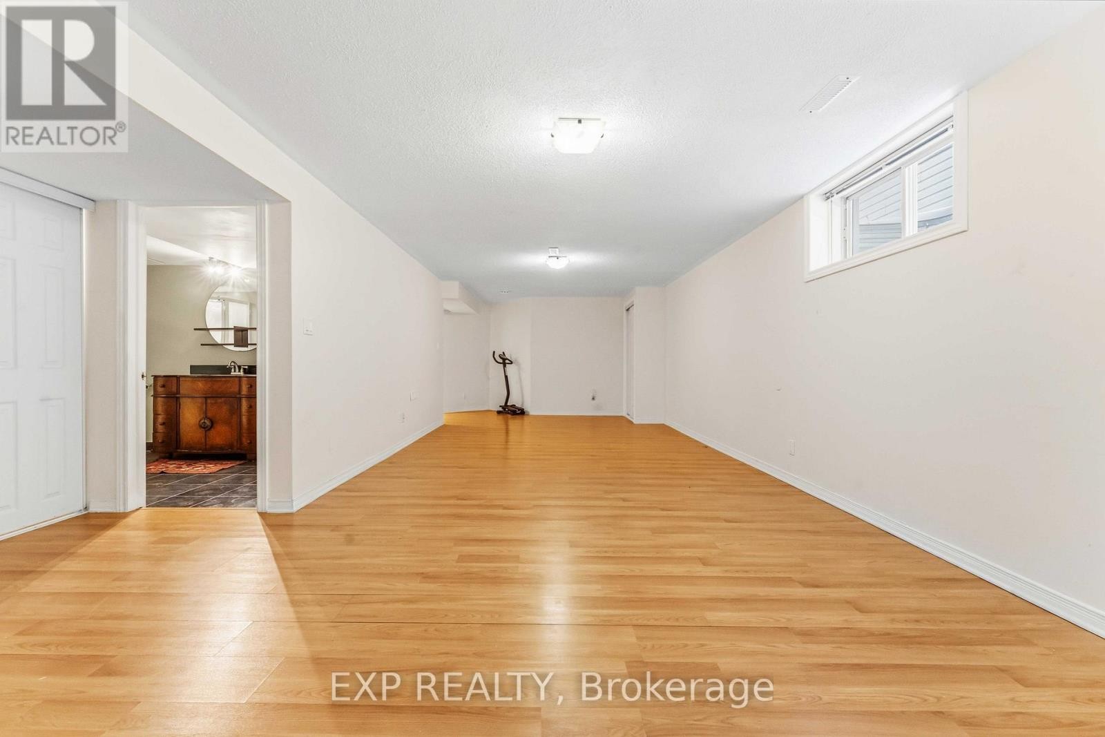 












118 FINN COURT

,
Ottawa,




Ontario
K1V2C8

