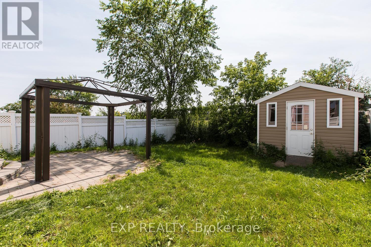 












118 FINN COURT

,
Ottawa,




Ontario
K1V2C8

