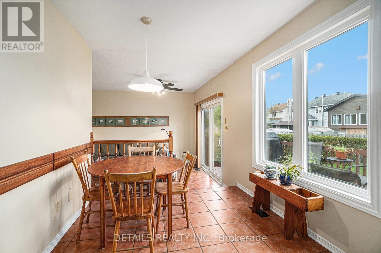 












221 MACDOUGALL STREET

,
Russell,




Ontario
K4R1A5

