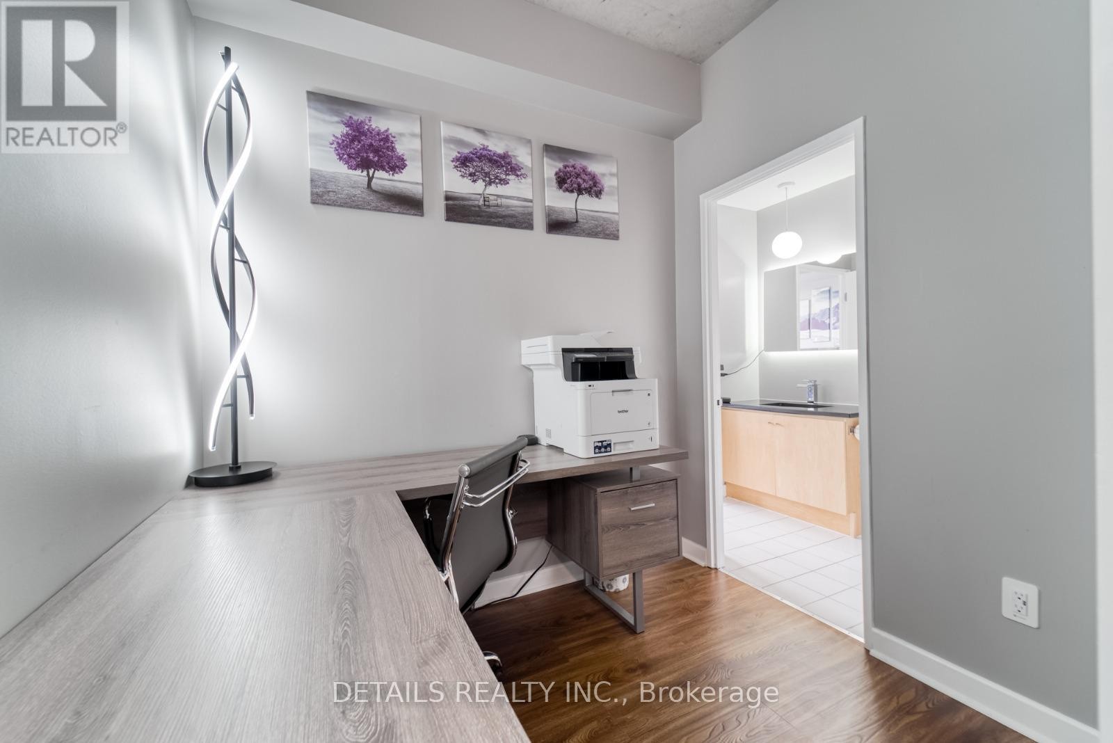 












308 - 180 YORK STREET

,
Ottawa,




Ontario
K1N1J6

