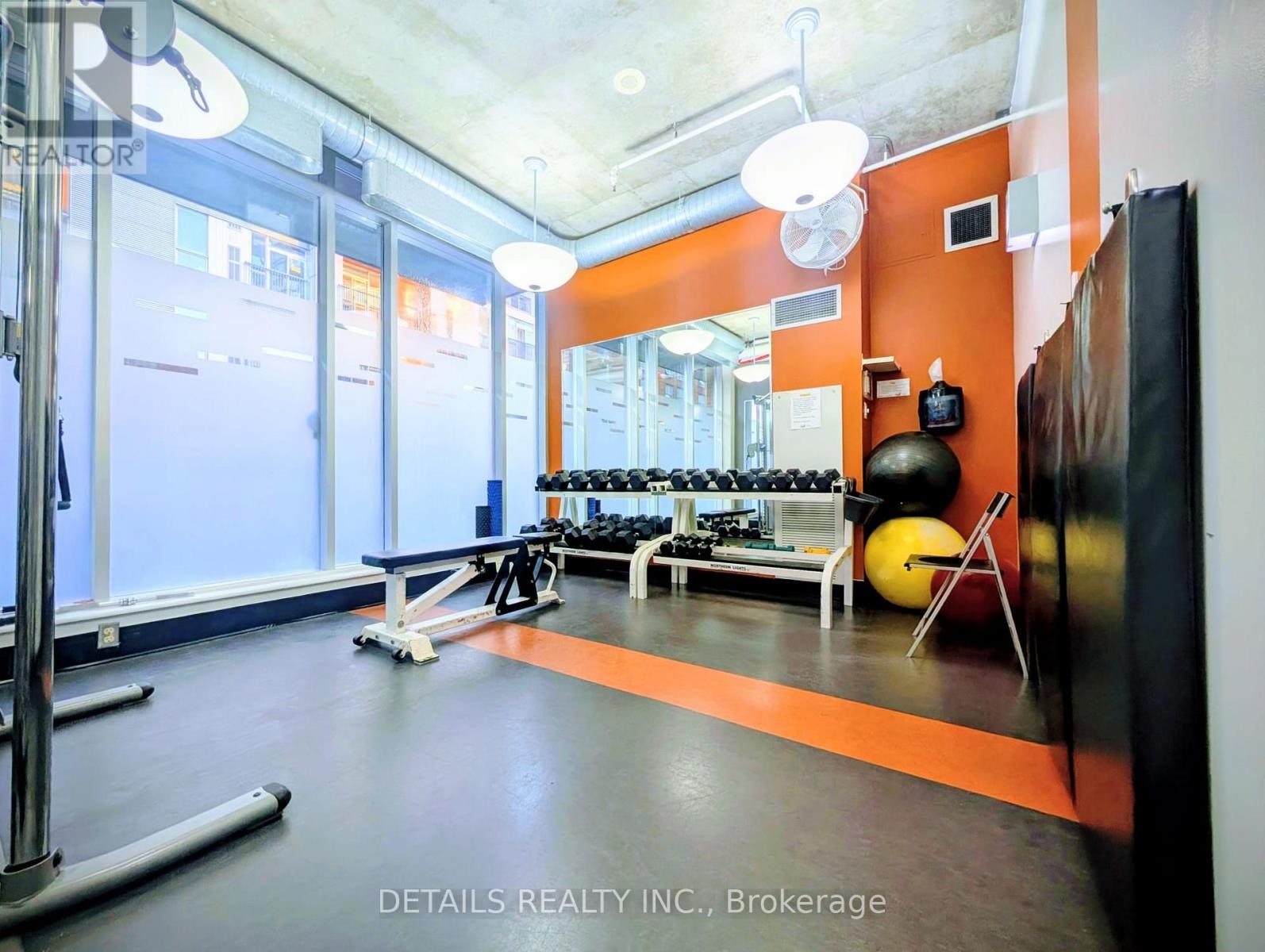 












308 - 180 YORK STREET

,
Ottawa,




Ontario
K1N1J6

