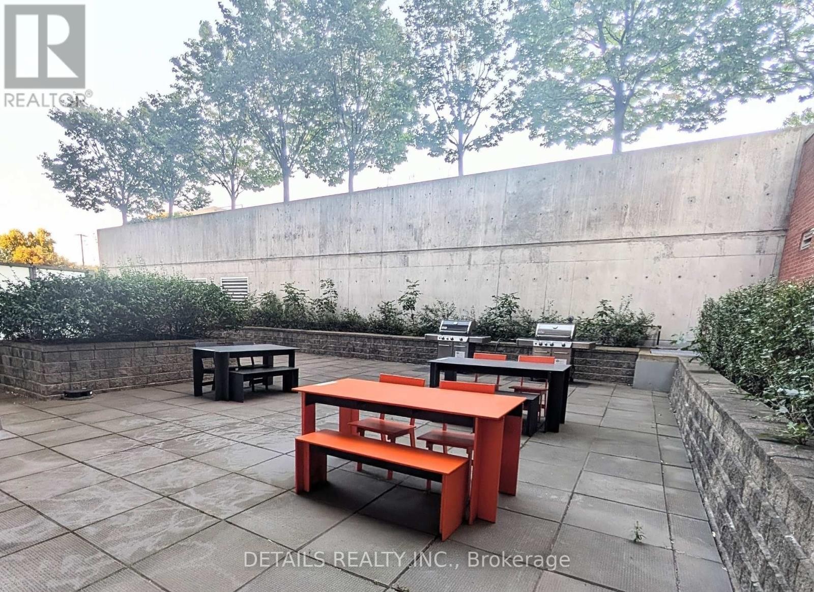 












308 - 180 YORK STREET

,
Ottawa,




Ontario
K1N1J6

