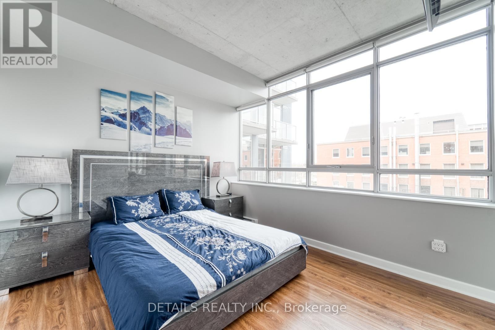 












308 - 180 YORK STREET

,
Ottawa,




Ontario
K1N1J6

