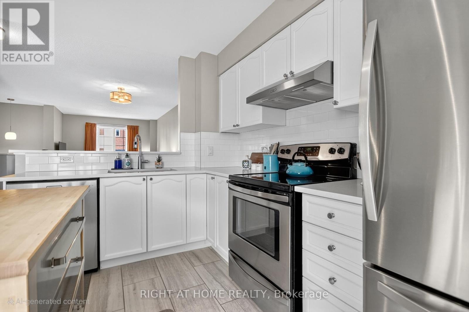 












24 MANHATTAN CRESCENT

,
Ottawa,




Ontario
K2C4B4


