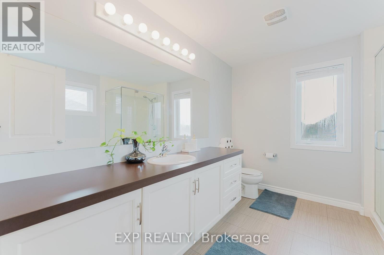 












400 SWEETFLAG STREET

,
Ottawa,




Ontario
K2J5Y6

