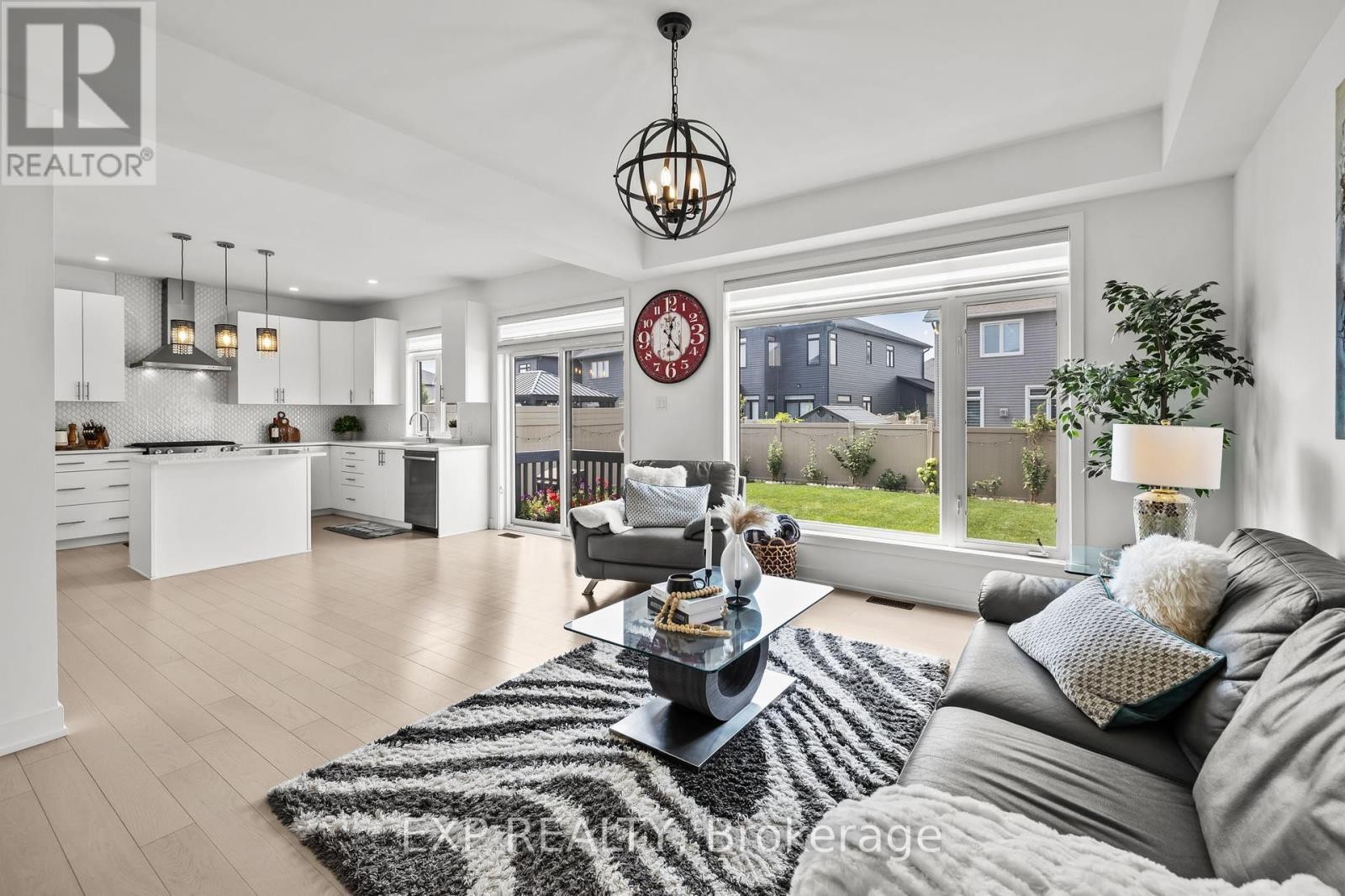 












50 ANGEL HEIGHTS

,
Ottawa,




Ontario
K2S2N4

