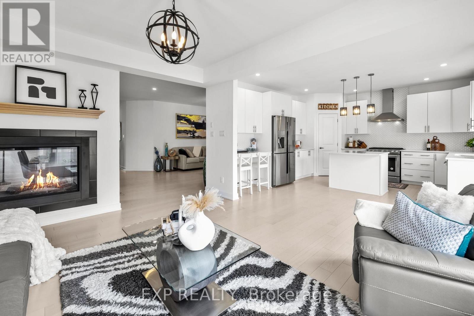 












50 ANGEL HEIGHTS

,
Ottawa,




Ontario
K2S2N4

