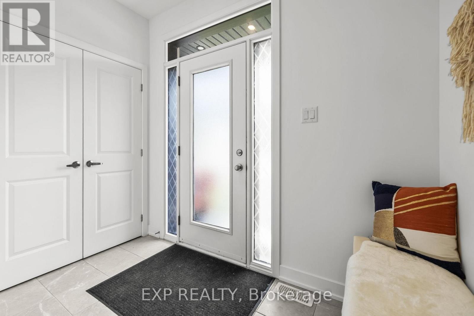 












50 ANGEL HEIGHTS

,
Ottawa,




Ontario
K2S2N4


