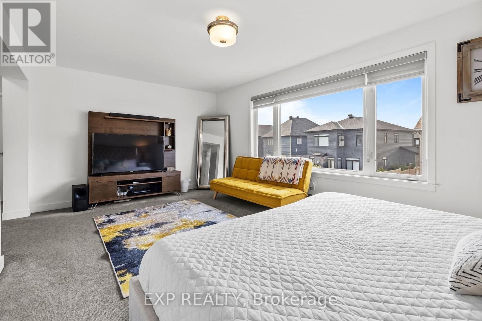 












50 ANGEL HEIGHTS

,
Ottawa,




Ontario
K2S2N4

