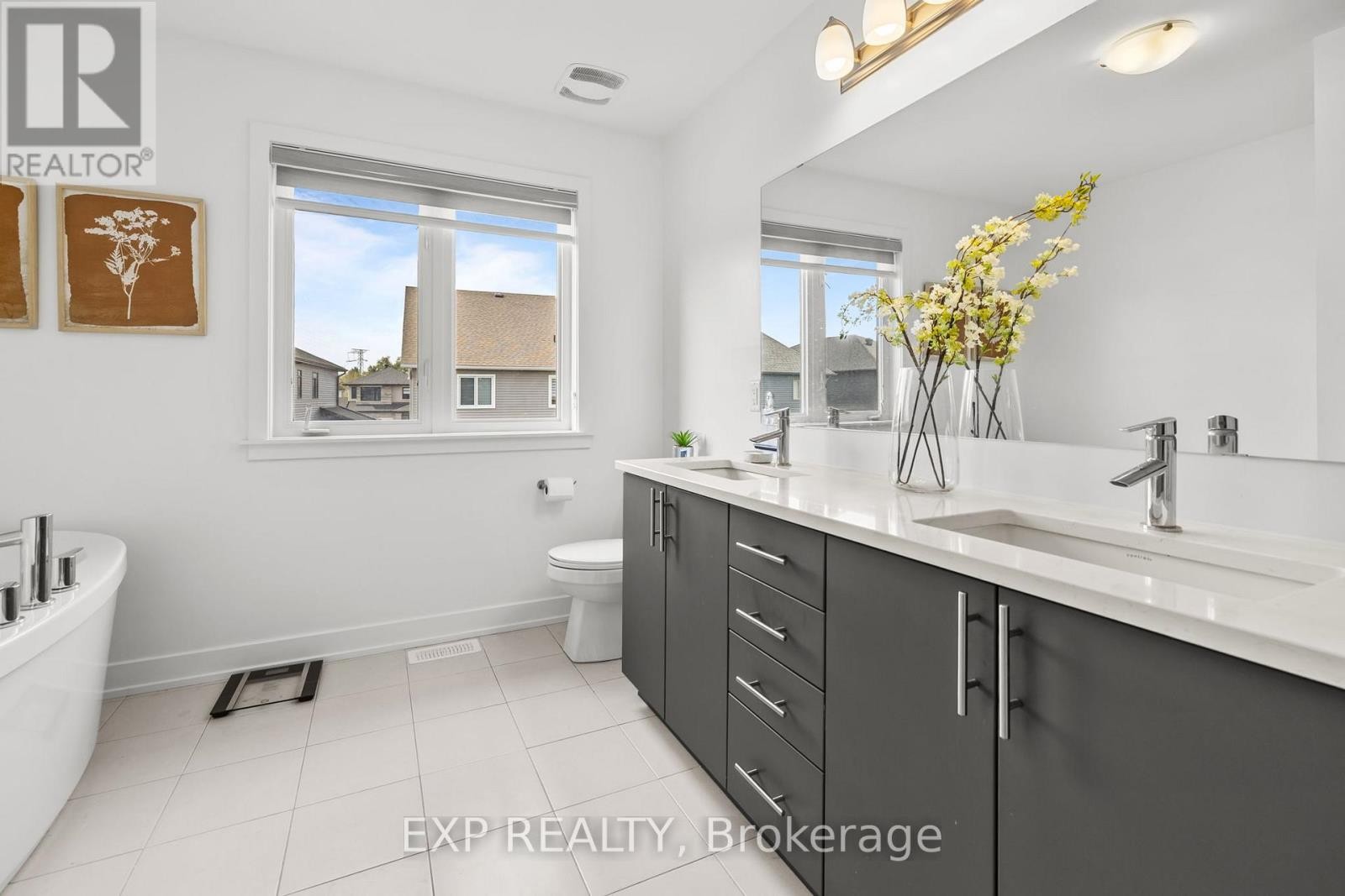 












50 ANGEL HEIGHTS

,
Ottawa,




Ontario
K2S2N4

