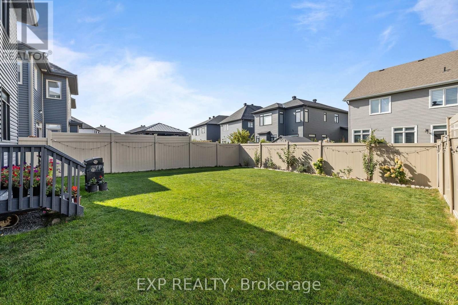 












50 ANGEL HEIGHTS

,
Ottawa,




Ontario
K2S2N4

