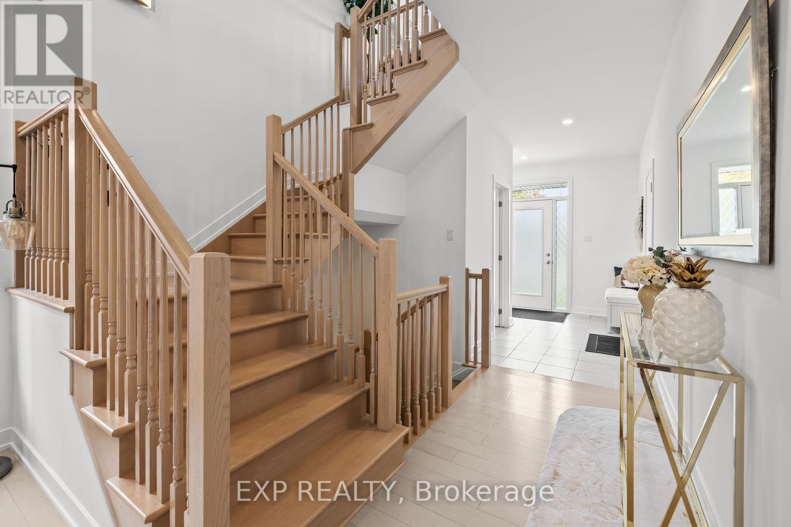 












50 ANGEL HEIGHTS

,
Ottawa,




Ontario
K2S2N4

