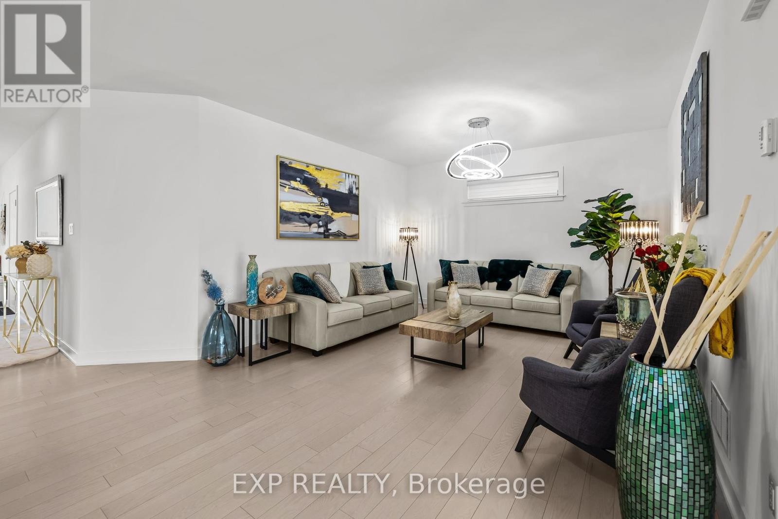 












50 ANGEL HEIGHTS

,
Ottawa,




Ontario
K2S2N4

