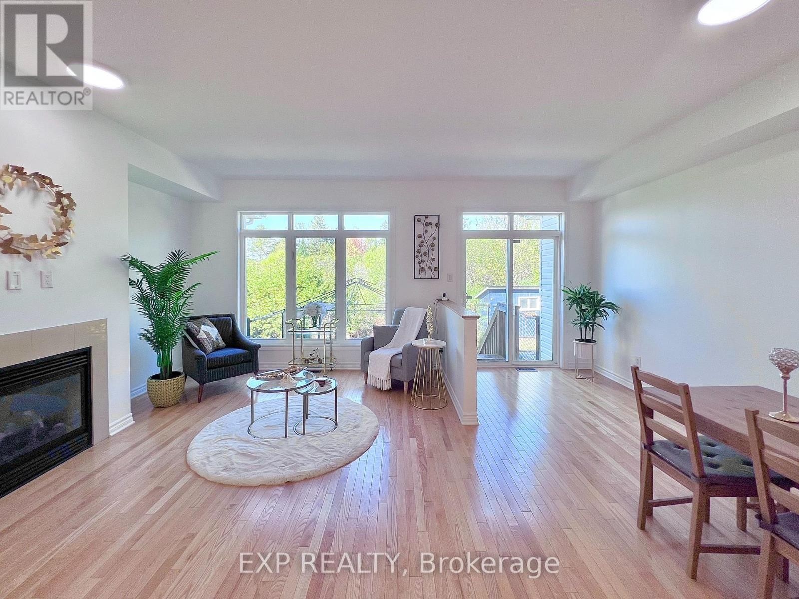 












457 FOXHALL WAY

,
Ottawa,




Ontario
K2M0G2

