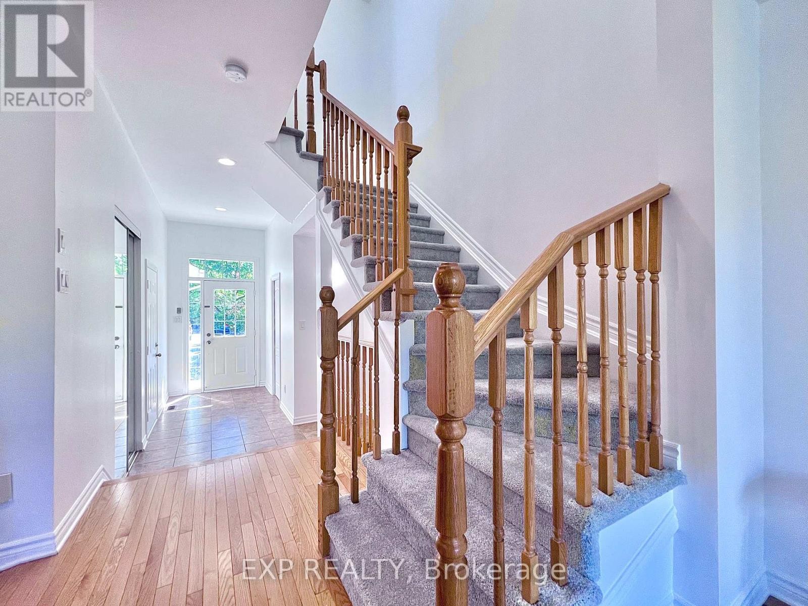 












457 FOXHALL WAY

,
Ottawa,




Ontario
K2M0G2

