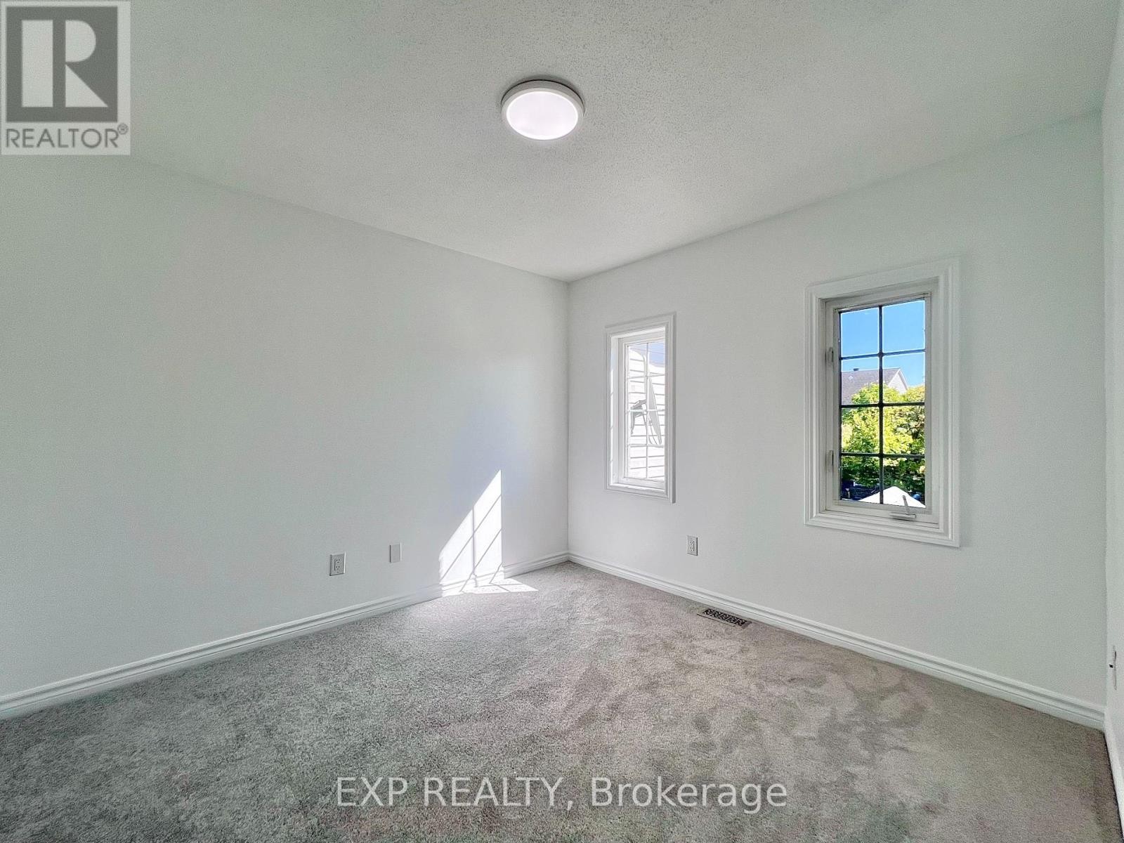 












457 FOXHALL WAY

,
Ottawa,




Ontario
K2M0G2

