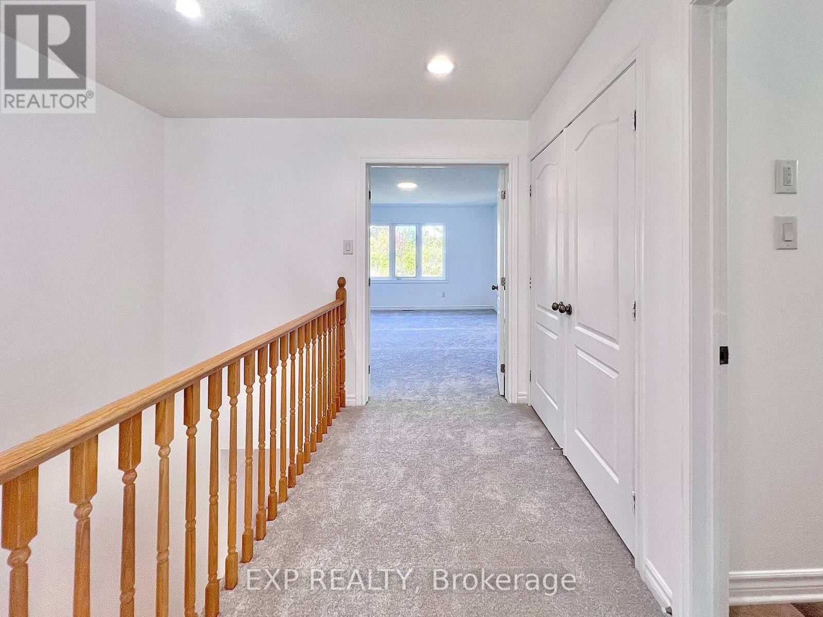 












457 FOXHALL WAY

,
Ottawa,




Ontario
K2M0G2


