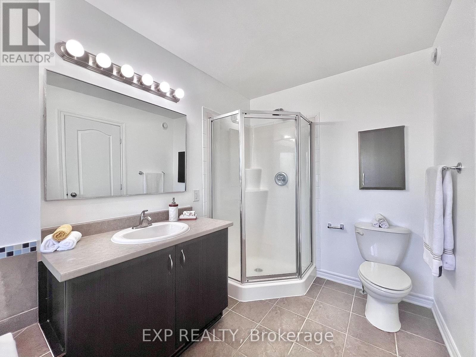 












457 FOXHALL WAY

,
Ottawa,




Ontario
K2M0G2

