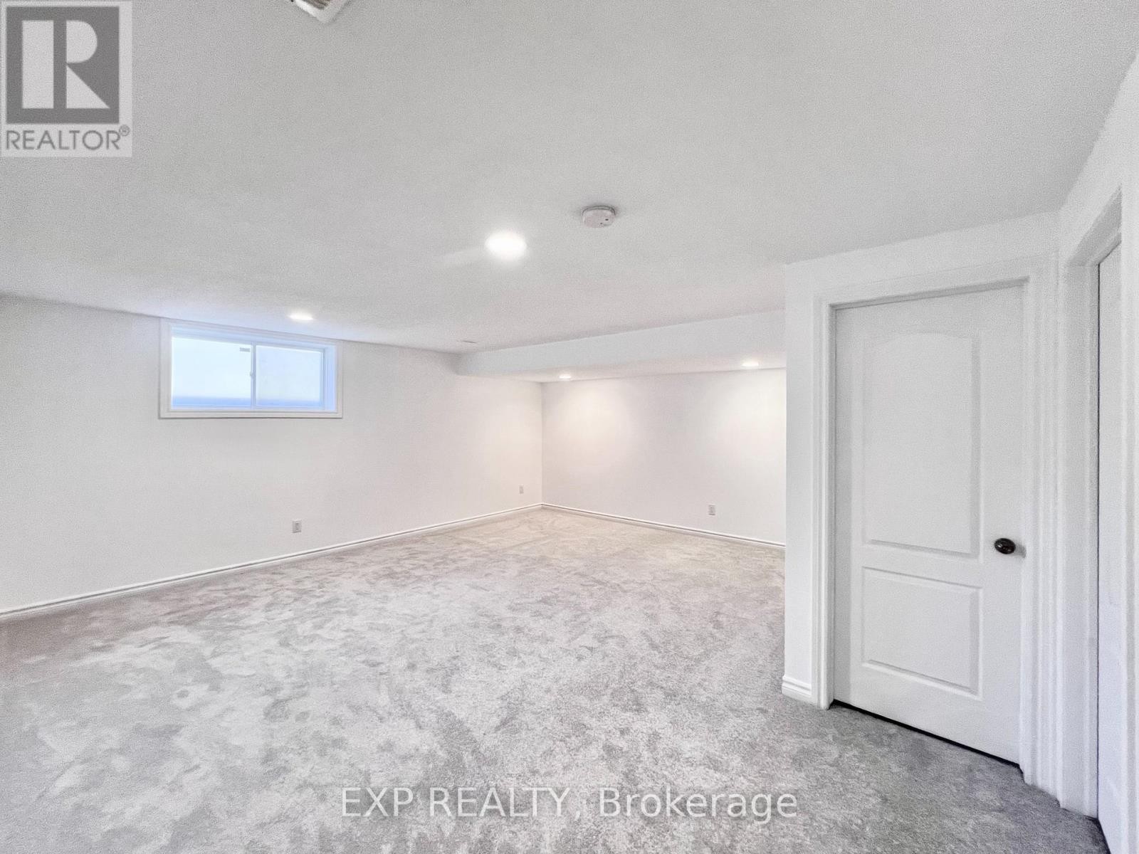 












457 FOXHALL WAY

,
Ottawa,




Ontario
K2M0G2

