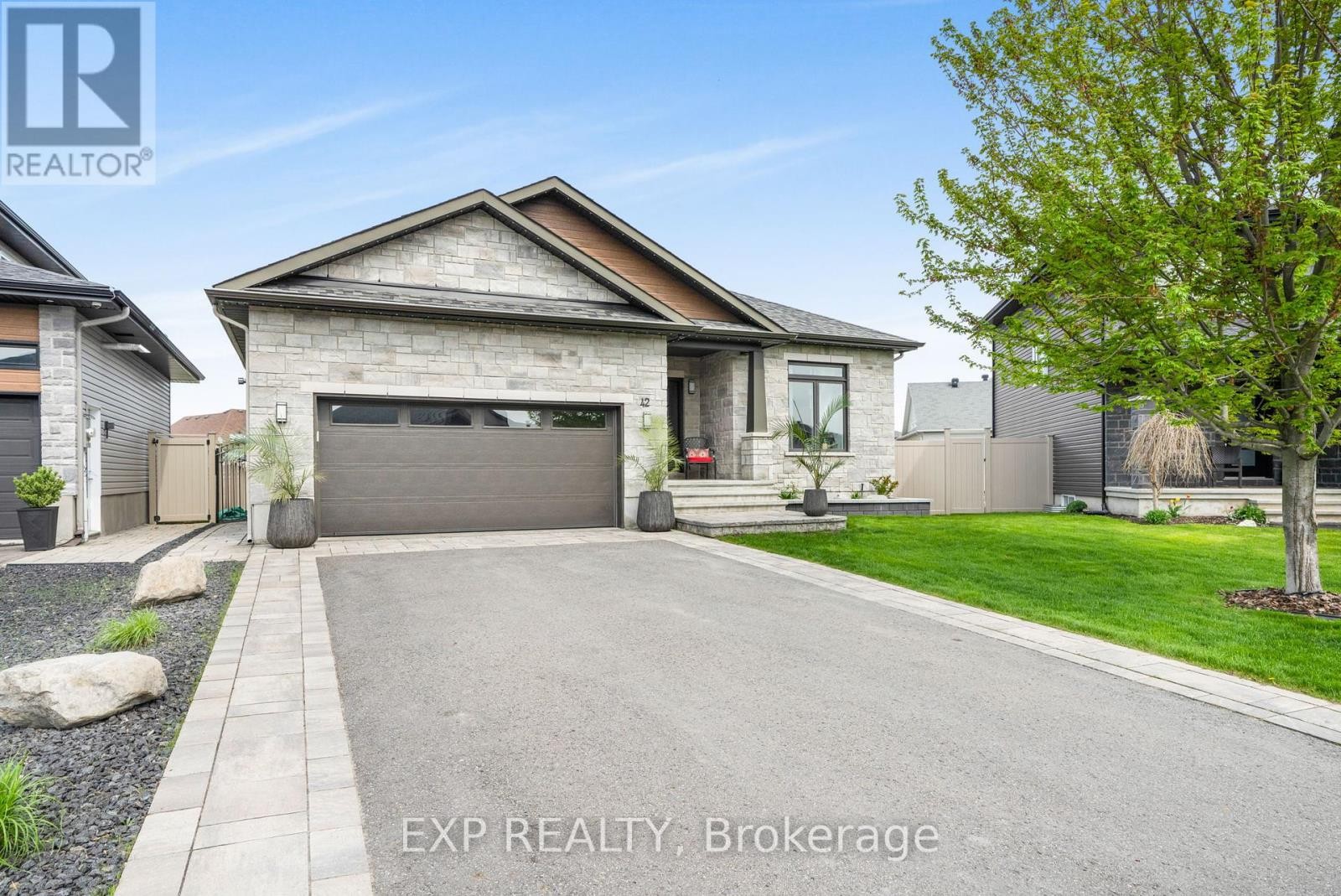 












42 GRANITE STREET

,
Clarence-Rockland,




Ontario
K4K0H8

