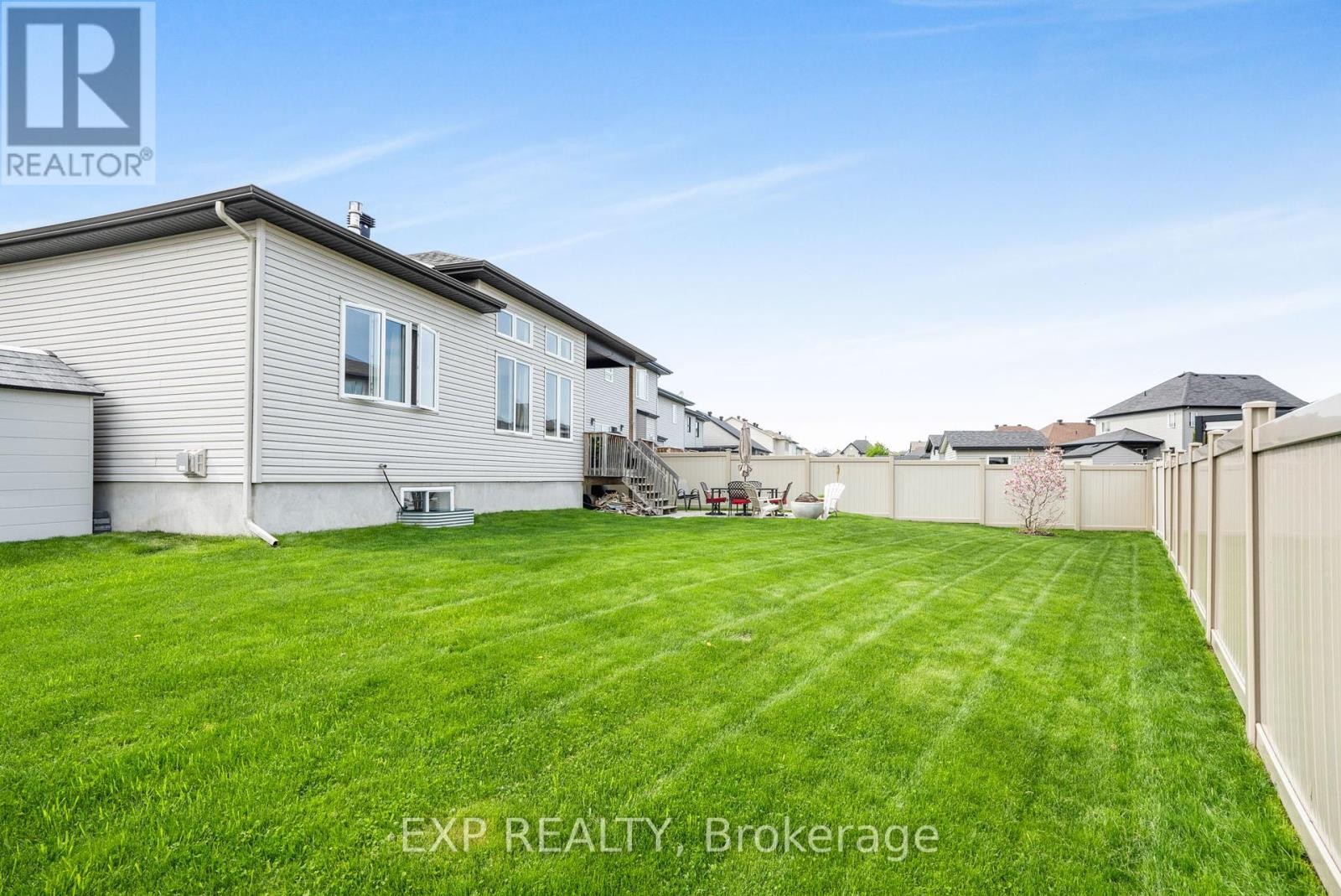 












42 GRANITE STREET

,
Clarence-Rockland,




Ontario
K4K0H8

