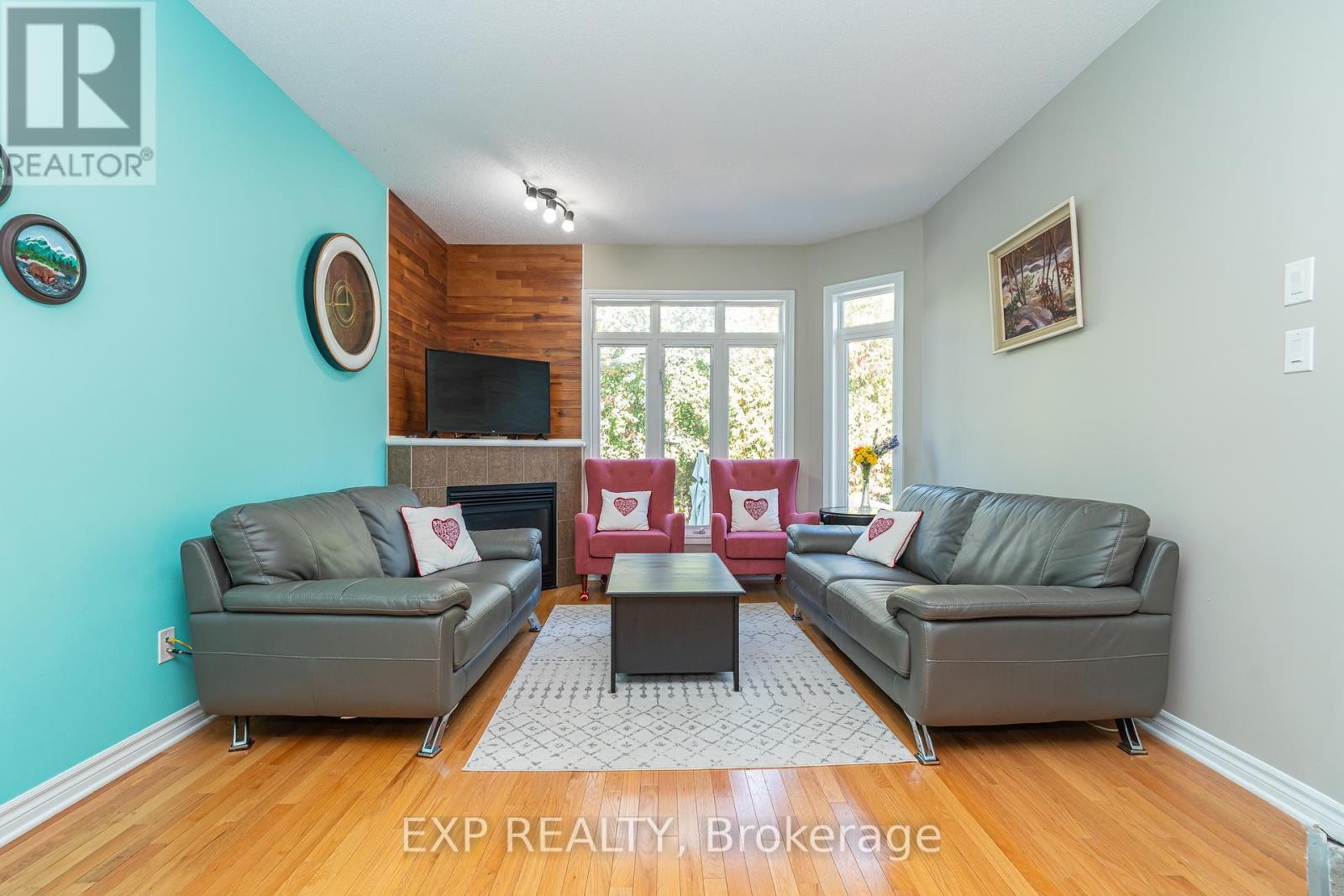












441 FOXHALL WAY

,
Ottawa,




Ontario
K2M0G1

