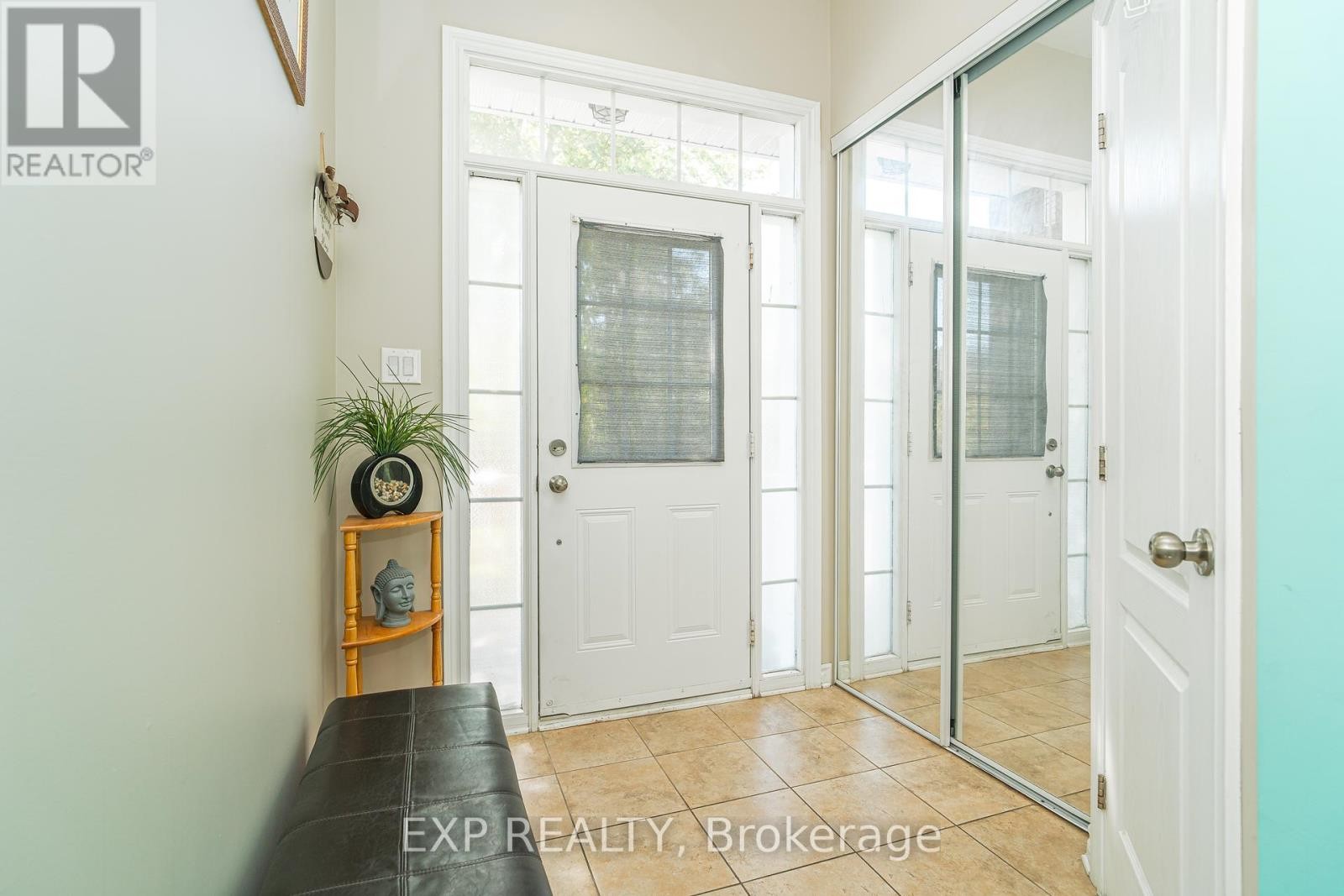 












441 FOXHALL WAY

,
Ottawa,




Ontario
K2M0G1

