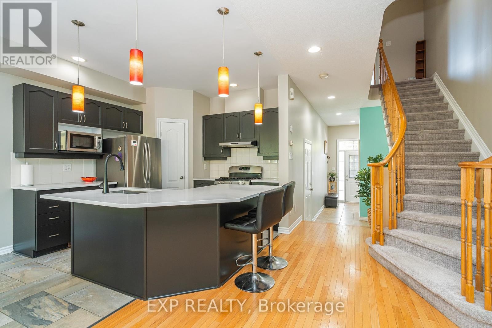 












441 FOXHALL WAY

,
Ottawa,




Ontario
K2M0G1

