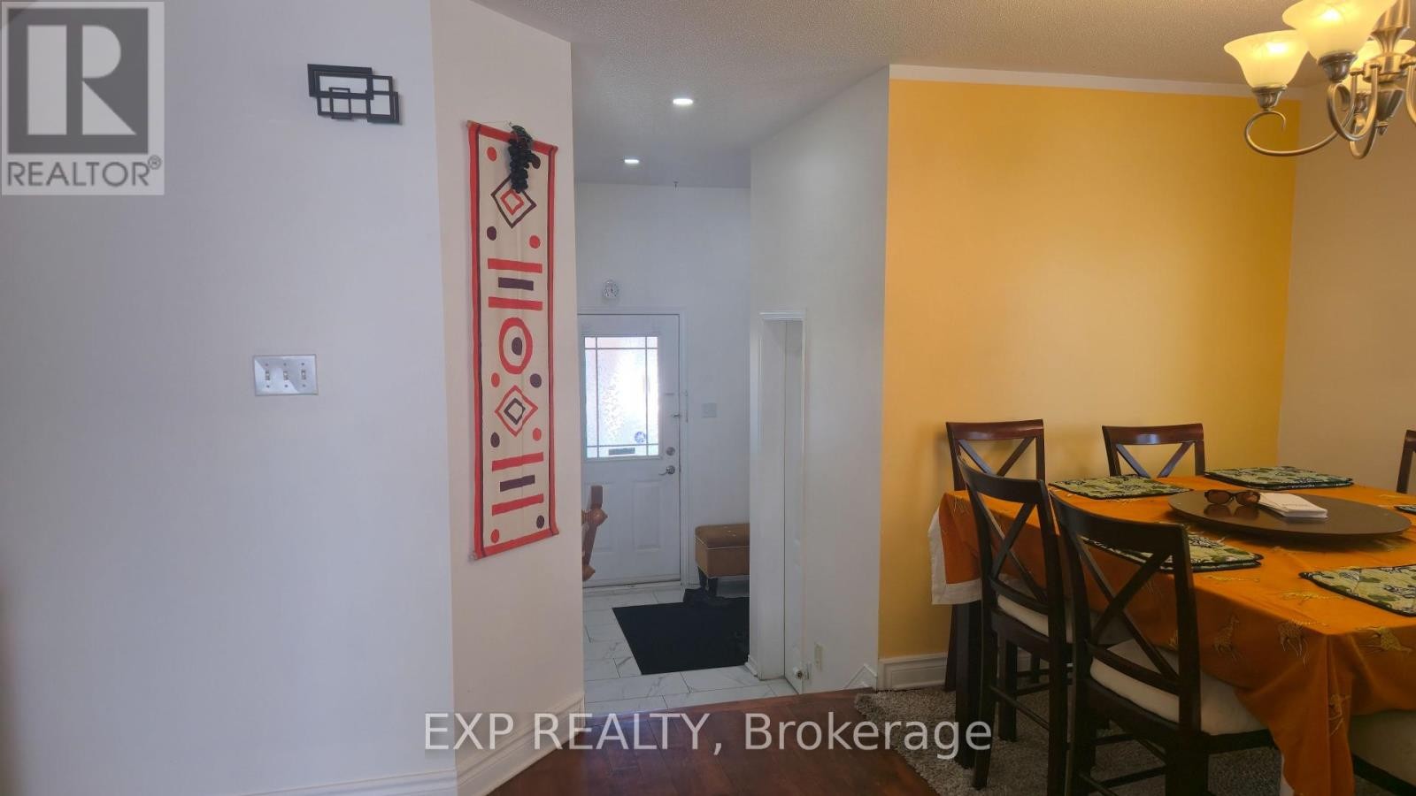 












1052 CANDLEWOOD STREET

,
Ottawa,




Ontario
K4A5E9

