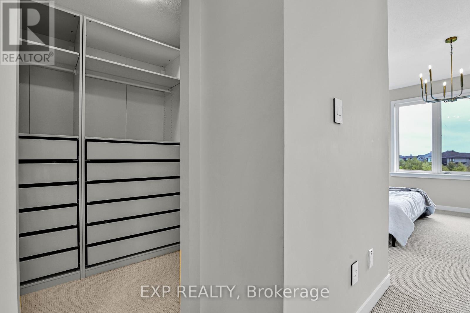 












364 GLOAMING CRESCENT

,
Ottawa,




Ontario
K2S1B6

